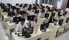 信息化教學(xué)，我們一直在路上 ——我校舉行教師微課制作培訓(xùn)活動(dòng)