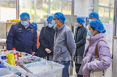 嚴(yán)守“校園餐”安全防線：聚龍在行動